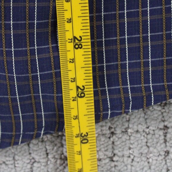 AXIS Shirt Mens Large L Navy Blue Plaid Button Down Pocket Front Collared Cotton - Picture 9 of 9